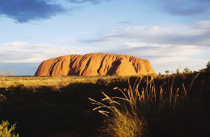 Australien Titel-Foto (Ayers Rock im Abendlicht)
